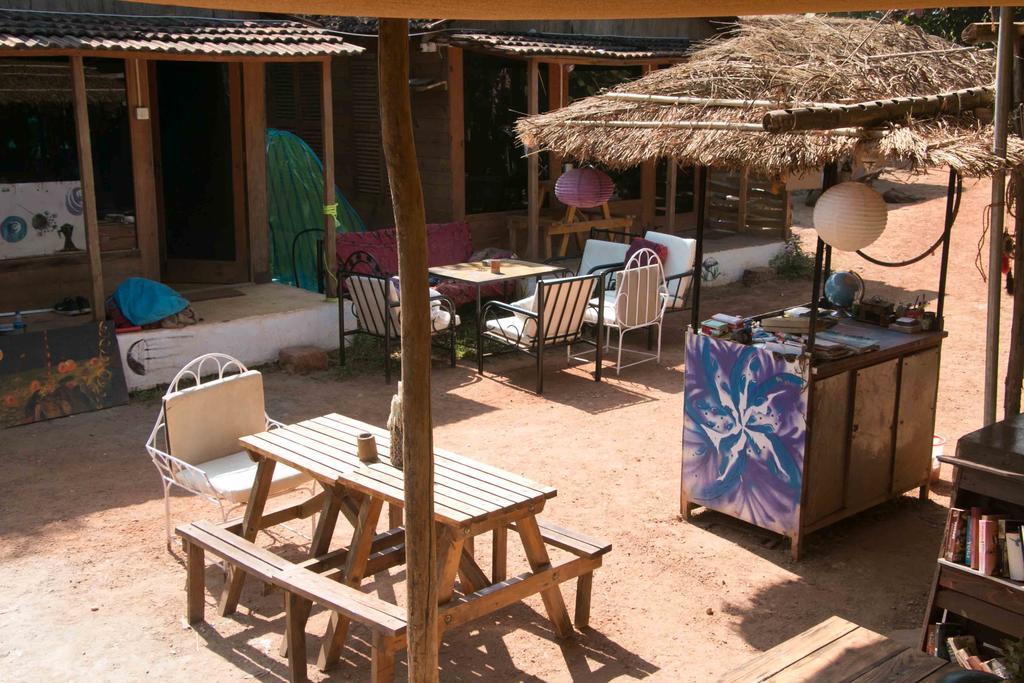 Wonderland Hostel Anjuna Eksteriør bilde