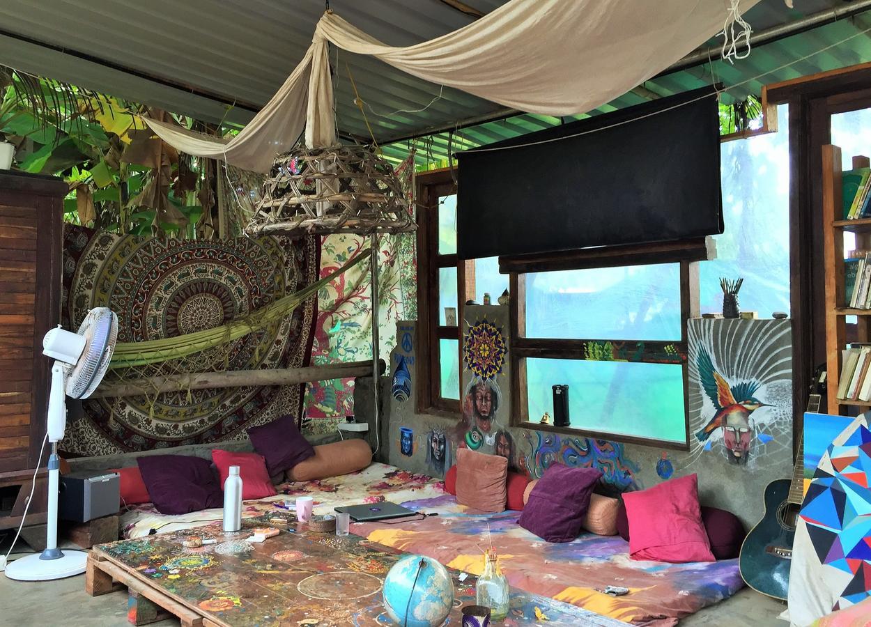 Wonderland Hostel Anjuna Eksteriør bilde